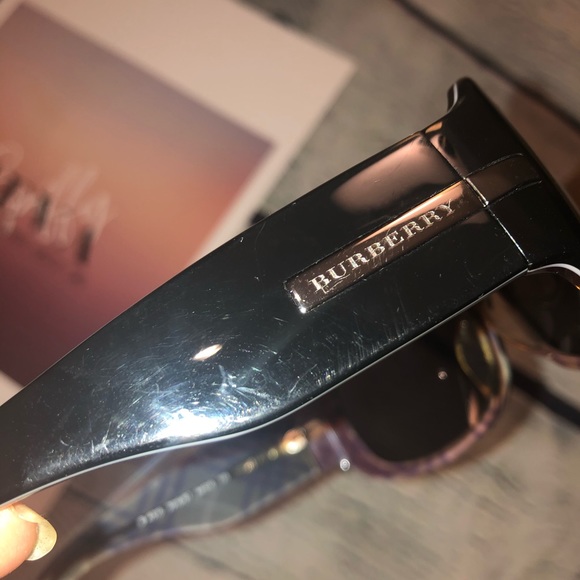 Burberry Sunglasses in Black - Picture 9 of 12